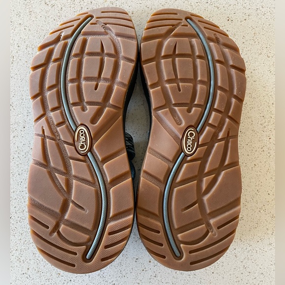 Womens Chaco’s Size 7 Blue Chevron Pattern - Picture 4 of 7